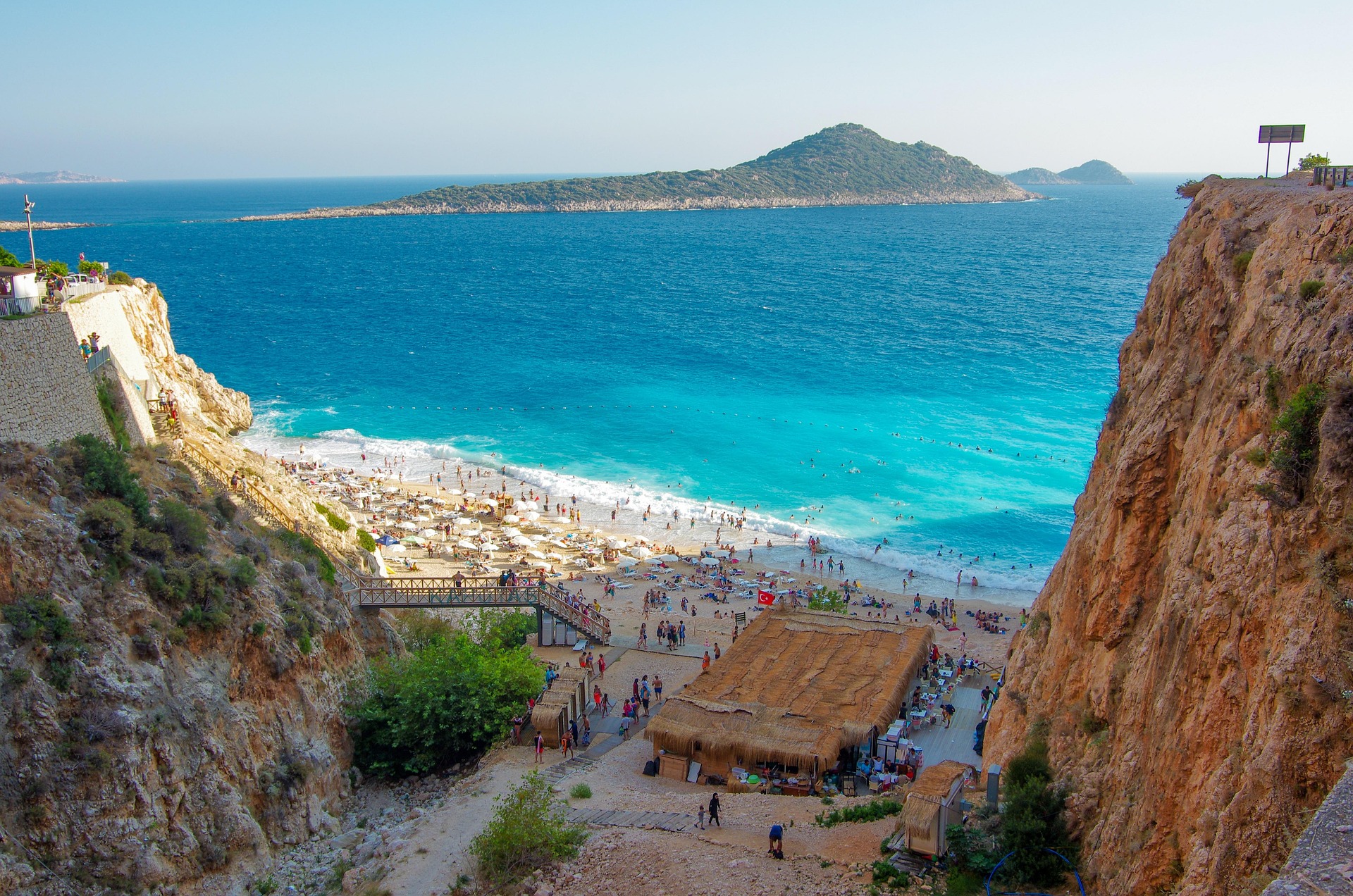 Antalya Sahil Gölgeli